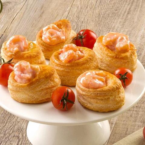 Cestini di sfoglia con cocktail di gamberi