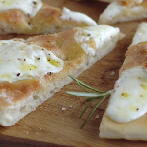 Focaccia con stracchino