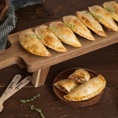 Mezzelune con Camembert e pomodori secchi