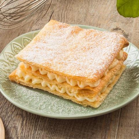 Millefoglie alla crema chantilly