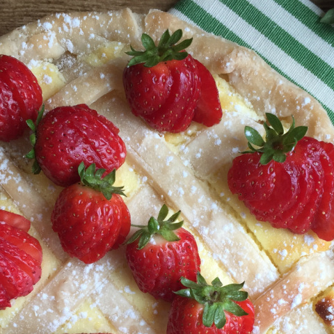 Crostata di ricotta e fragole senza glutine