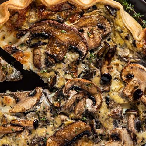 Torta salata funghi e taleggio