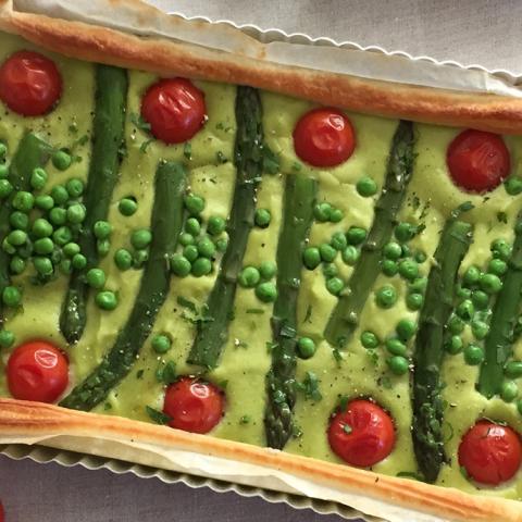 Tortino alla crema di asparagi e piselli