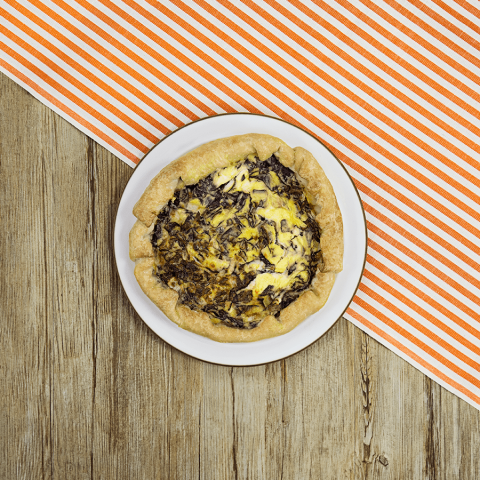 Torta salata senza glutine al radicchio e formaggio