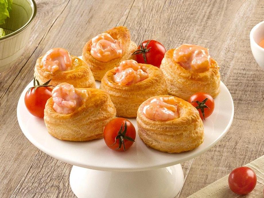 Cestini di sfoglia con cocktail di gamberi