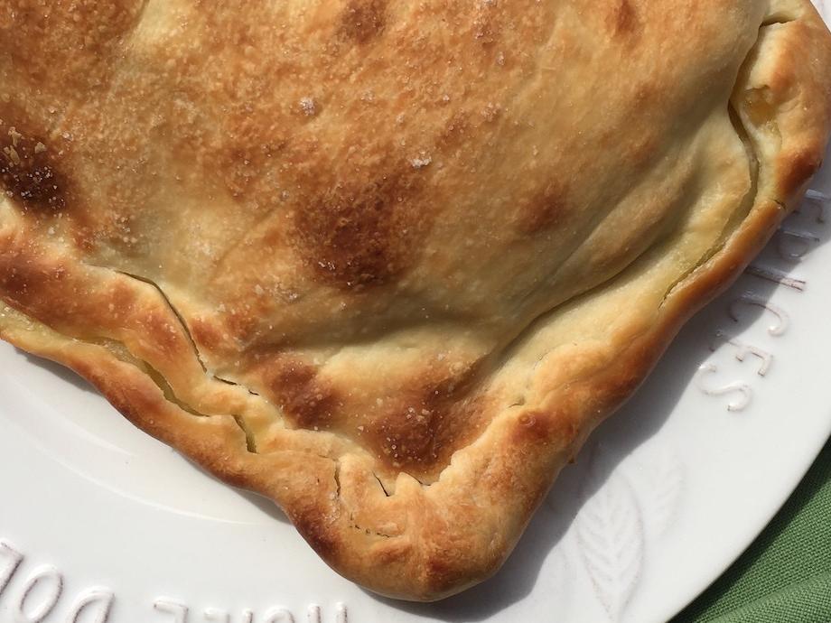 Calzone con verdure di primavera