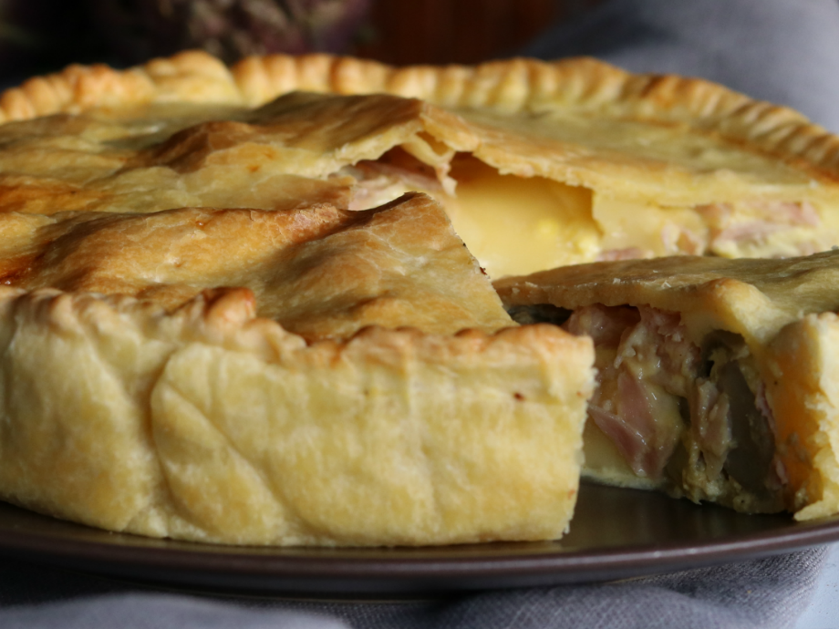 Pie con carciofi e prosciutto cotto