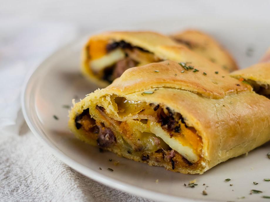 Strüdel zucca e salsiccia