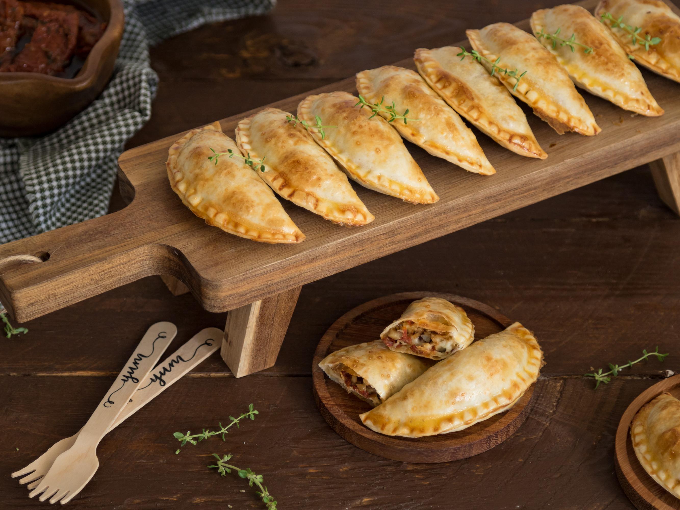 Mezzelune con Camembert e pomodori secchi