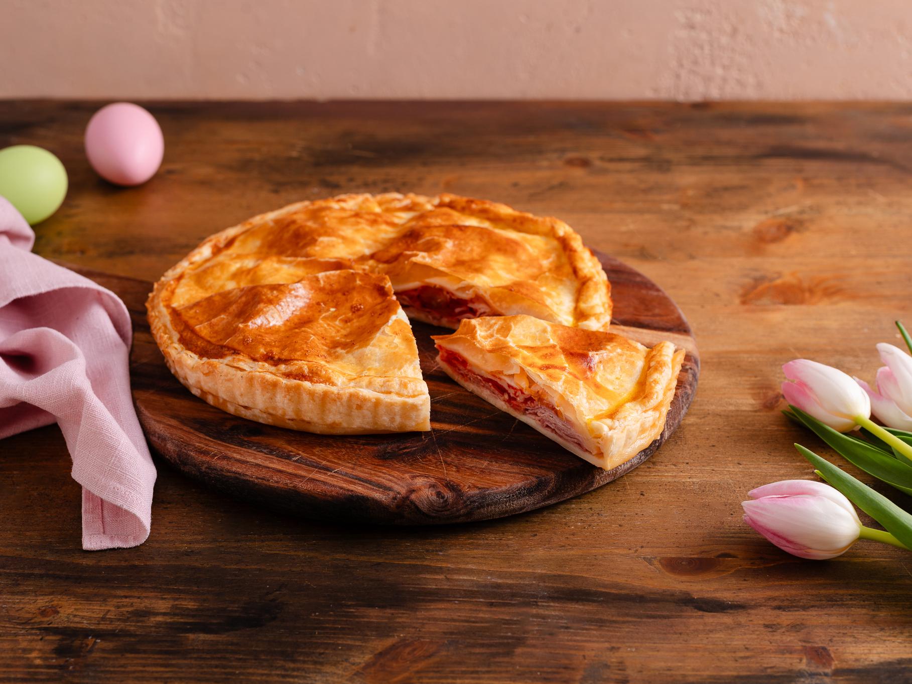 Pizza rustica parigina pomodoro e prosciutto cotto
