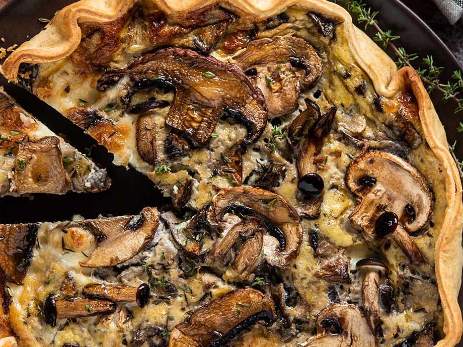 Torta salata funghi e taleggio