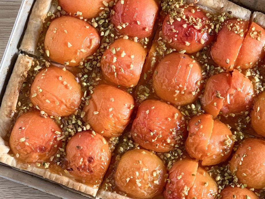 Tarte albicocche e pistacchi