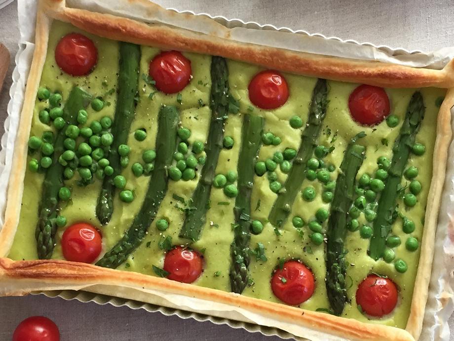 Tortino alla crema di asparagi e piselli