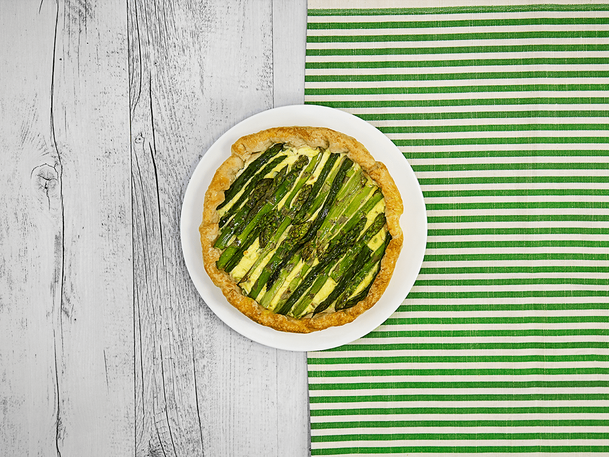Torta salata senza glutine con asparagi
