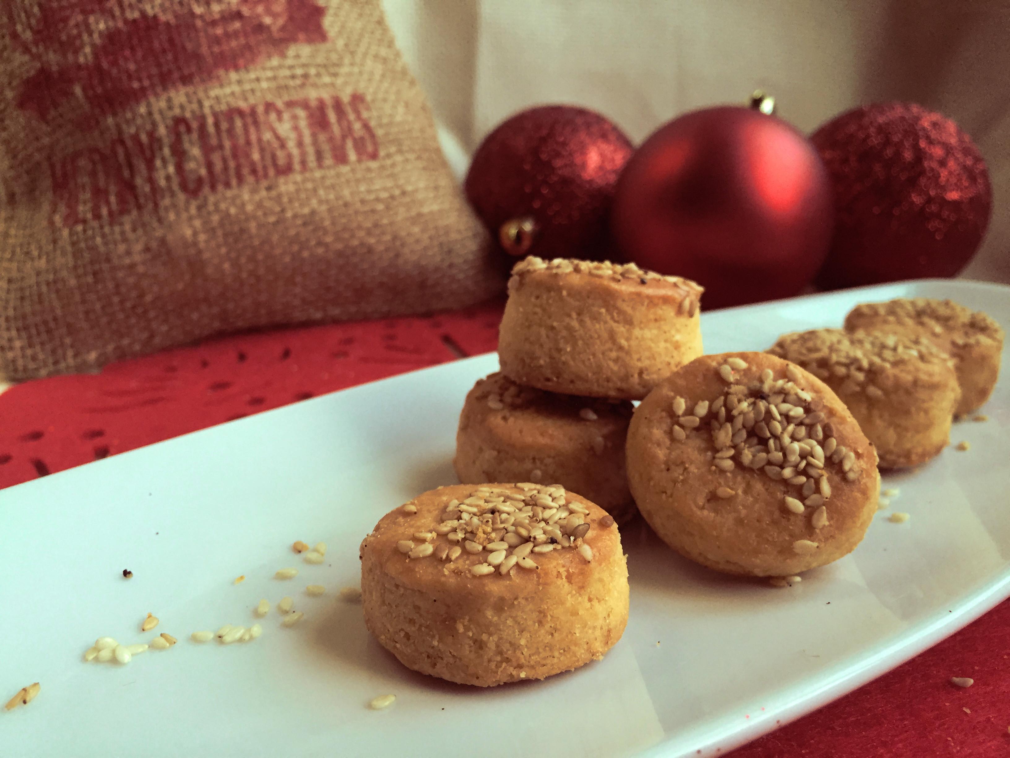 Biscottini salati al sesamo